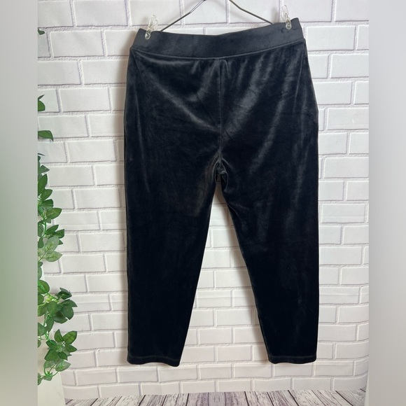 CHICOS Black Velvet Pants with Silver Zipper Accents/size 1 - Picture 4 of 7